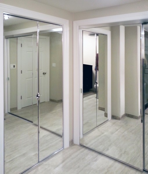 Chicago Glass Sliding Mirrored Closet Doors